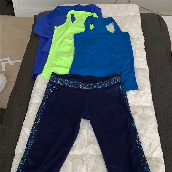 Fabletics Inkwell/Cobalt Set Size Small - Picture 1 of 5